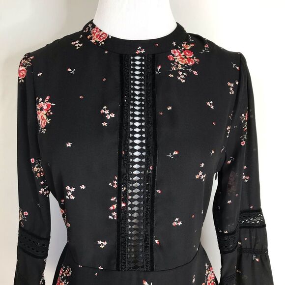 Show Me Your MuMu Lafayette Blouse XS NWT Black Red Cherry Blossom Bell Sleeve - Picture 3 of 16